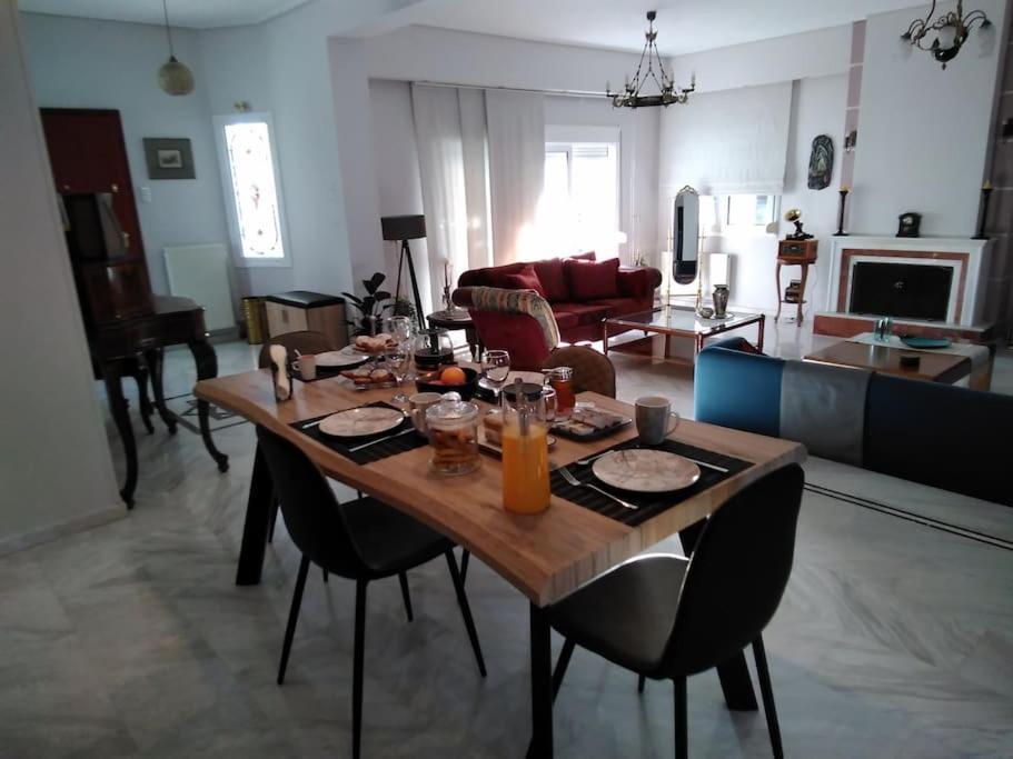 La Maison De Catherine Volos Buitenkant foto
